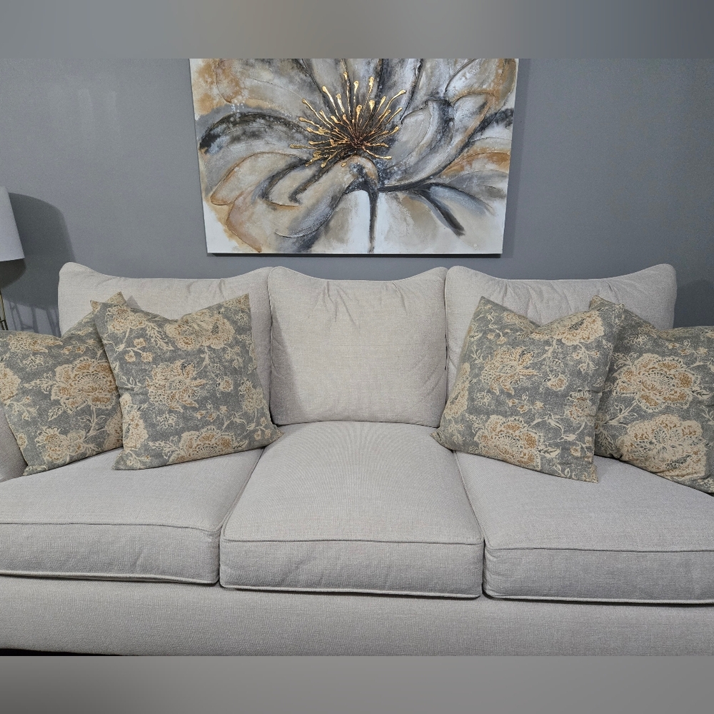 Elegant Floral Pillow Cushion Covers Gray And Cream